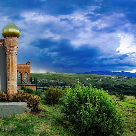 Castle In Clarens Apartment Bagian luar foto