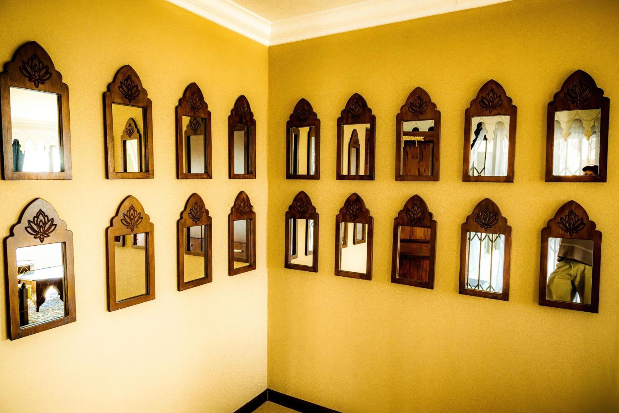 Castle In Clarens Apartment Bagian luar foto